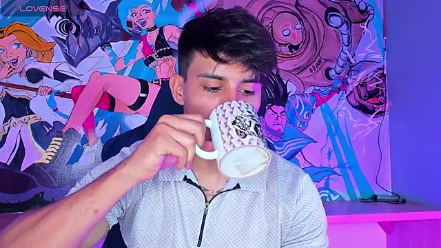 Snapshot of Allex_Cano chatting on 12-05-25, 06:59 Allex Cano online show from 12-05-25, 06:59