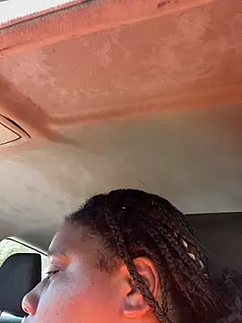 Snapshot of Deshay30 chatting on 10-15-25, 08:20 Deshay30 online show from 10-15-25, 08:20