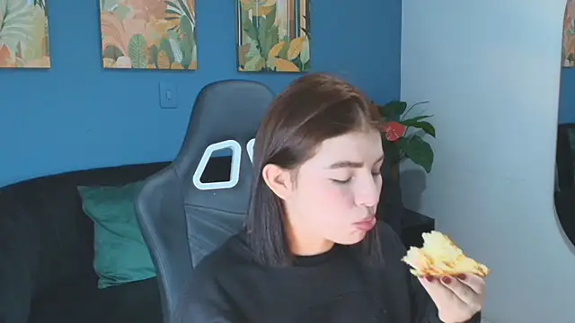 Snapshot of Zamira_Taylor chatting on 02-07-26, 01:09 Zamira Taylor online show from 02-07-26, 01:09