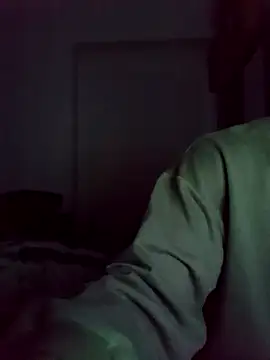 Snapshot of raskolnikovw chatting on 03-17-26, 06:44 raskolnikovw online show from 03-17-26, 06:44