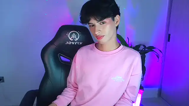 Snapshot of luna_stanford chatting on 01-10-26, 07:32 luna stanford online show from 01-10-26, 07:32