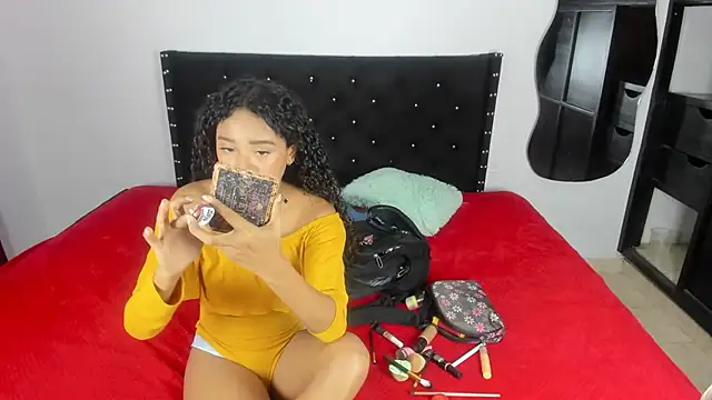 Babylatinhot11 online show from 10-16-25, 03:13