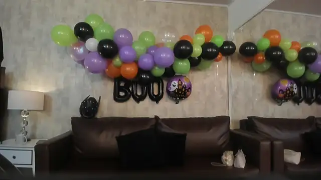 Snapshot of NahomyCarther chatting on 11-02-25, 03:42 NahomyCarther online show from 11-02-25, 03:42