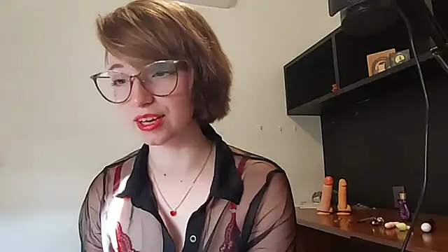 Snapshot of Elise_Nyx chatting on 09-11-25, 10:48 Elise Nyx online show from 09-11-25, 10:48