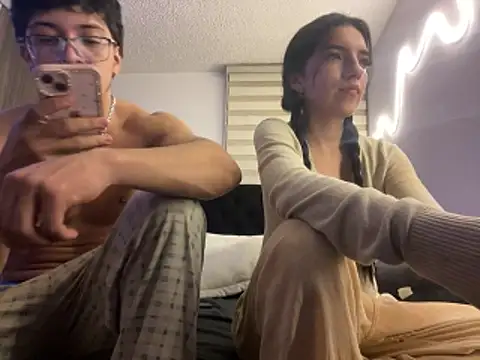 DesireLuxe online show from 02-19-26, 08:54