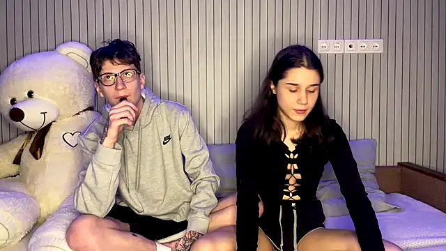 Snapshot of baby_lesi chatting on 03-11-26, 04:57 baby lesi online show from 03-11-26, 04:57