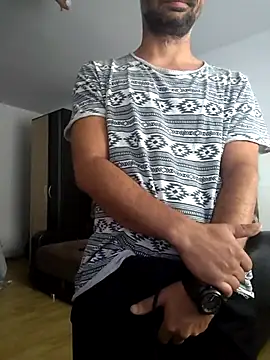 andreiiiii2025 online show from 09-30-25, 06:07