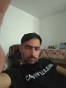 Snapshot of andreiiiii2025 chatting on 05-25-26, 12:55 andreiiiii2025 online show from 05-25-26, 12:55