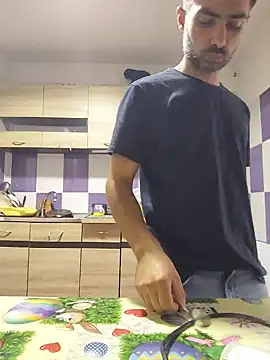andreiiiii2025 online show from 07-23-26, 10:02