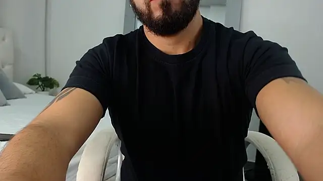 Snapshot of sebastian_colle chatting on 02-27-25, 12:13 sebastian colle online show from 02-27-25, 12:13