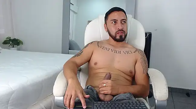 Snapshot of sebastian_colle chatting on 02-28-25, 03:15 sebastian colle online show from 02-28-25, 03:15