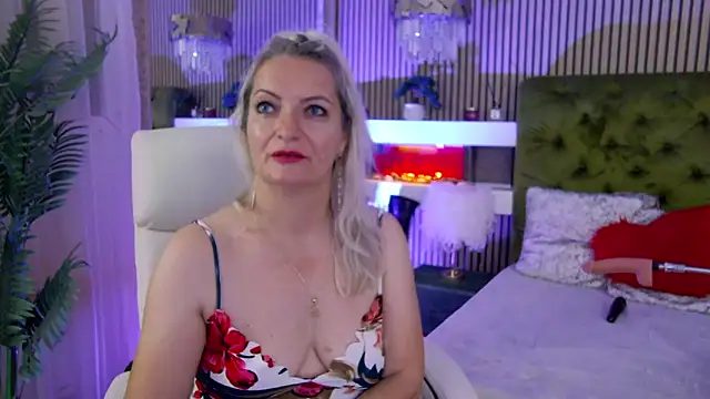 LadyTouch online show from 06-11-26, 02:53