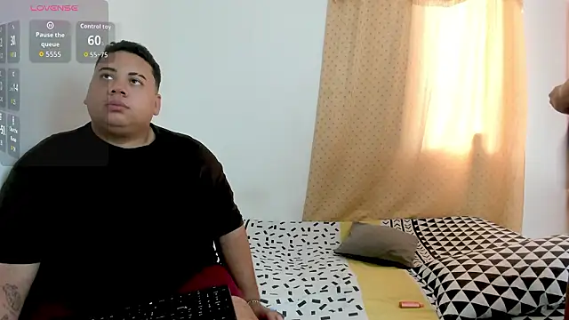 MICHAEL AND SHARON online show from 03-09-26, 03:16