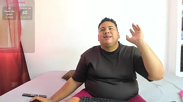 MICHAEL AND SHARON online show from 04-10-26, 03:39