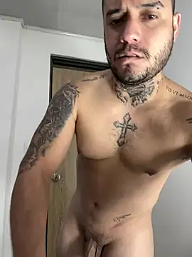 Snapshot of Angelgarcia_ chatting on 03-07-25, 01:42 Angelgarcia online show from 03-07-25, 01:42