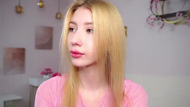 Snapshot of SunnivaCovil chatting on 03-02-26, 02:57 SunnivaCovil online show from 03-02-26, 02:57