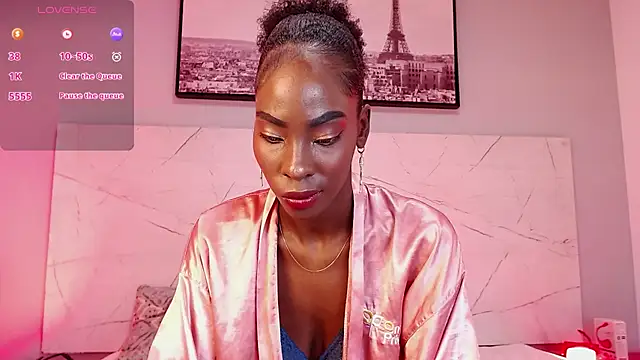 Snapshot of AnnyCampbell chatting on 09-14-25, 02:44 AnnyCampbell online show from 09-14-25, 02:44