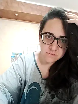 Snapshot of Dolcecurvy chatting on 11-15-25, 07:38 Dolcecurvy online show from 11-15-25, 07:38