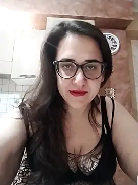 Snapshot of Dolcecurvy chatting on 02-01-26, 10:30 Dolcecurvy online show from 02-01-26, 10:30