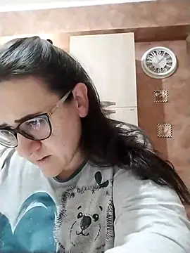 Snapshot of Dolcecurvy chatting on 02-25-26, 10:08 Dolcecurvy online show from 02-25-26, 10:08