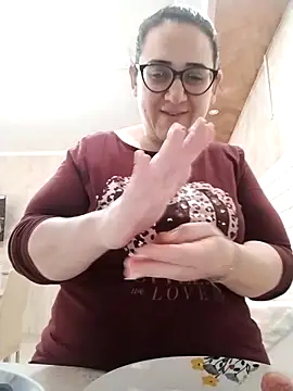 Dolcecurvy online show from 04-26-26, 09:40