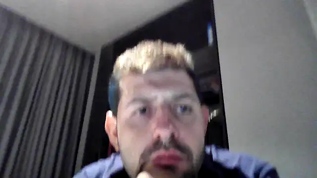 Snapshot of kinkyfag94 chatting on 01-06-26, 12:31 kinkyfag94 online show from 01-06-26, 12:31