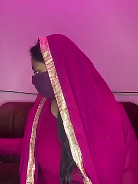 Snapshot of Dishasarmaa05 chatting on 02-28-25, 04:31 Dishasarmaa05 online show from 02-28-25, 04:31