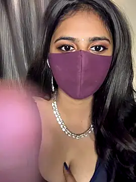 Snapshot of Dishasarmaa05 chatting on 10-25-25, 02:02 Dishasarmaa05 online show from 10-25-25, 02:02