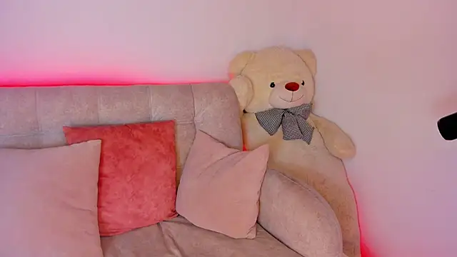 MIaloveone  online show from 03-13-25, 04:27