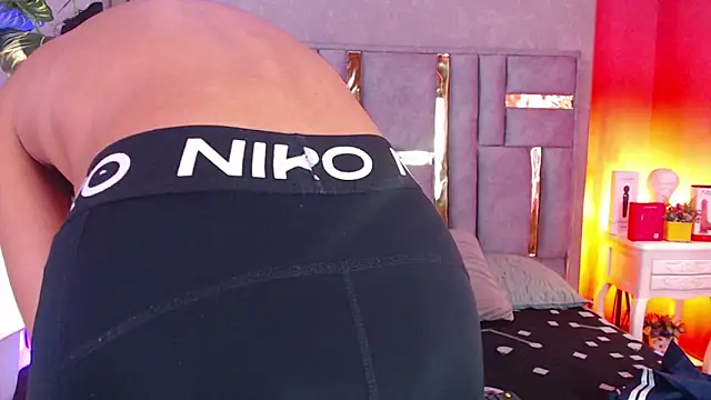 Tyla Ks online show from 09-26-25, 07:40