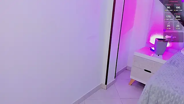 cutie sarax1 online show from 10-10-25, 12:15