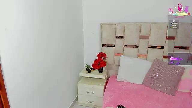 cutie sarax1 online show from 11-08-25, 11:43