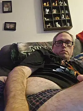 Smallone327 online show from 11-01-25, 06:15