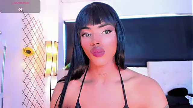 Snapshot of jymena_xxx chatting on 06-30-26, 03:35 jymena xxx online show from 06-30-26, 03:35