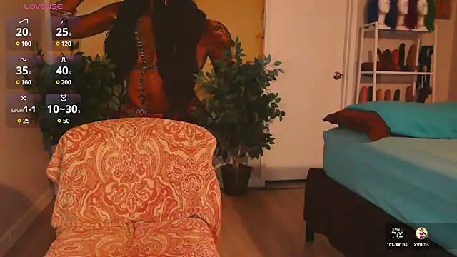 Snapshot of Queenanitadix chatting on 12-28-24, 12:45 Queenanitadix online show from 12-28-24, 12:45