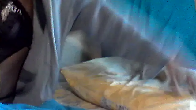 Snapshot of sexybigass31 chatting on 07-17-26, 07:04 sexybigass31 online show from 07-17-26, 07:04