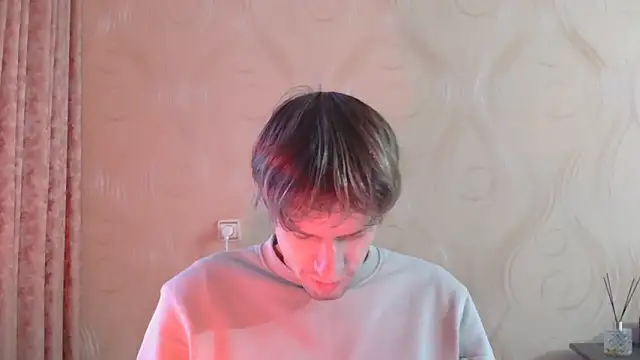 Snapshot of frama666 chatting on 02-06-26, 02:53 frama666 online show from 02-06-26, 02:53