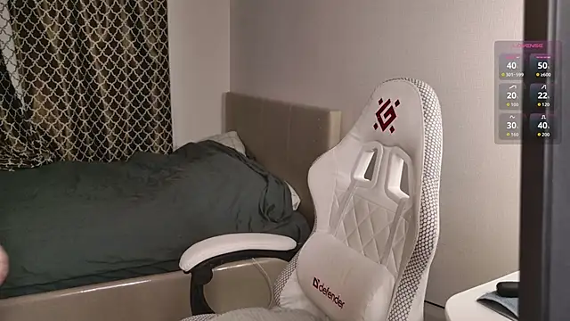 Snapshot of Luna_Loveee chatting on 09-10-25, 03:28 Luna Loveee online show from 09-10-25, 03:28