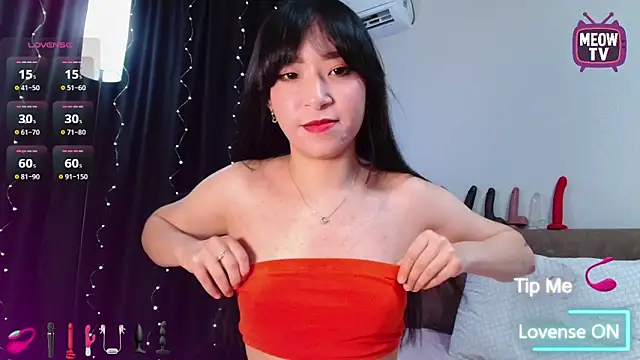 Snapshot of miyakimi0101 chatting on 09-19-25, 12:23 miyakimi0101 online show from 09-19-25, 12:23