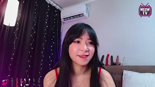 Snapshot of miyakimi0101 chatting on 09-25-25, 12:36 miyakimi0101 online show from 09-25-25, 12:36