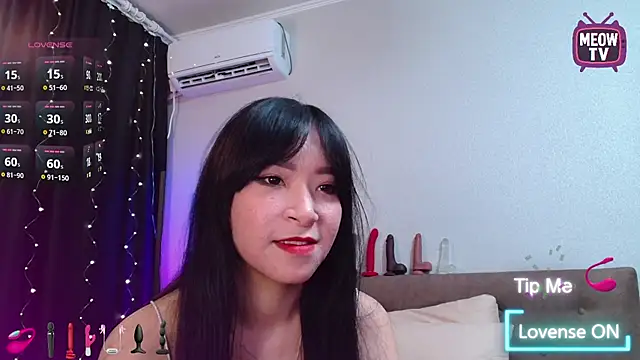 Snapshot of miyakimi0101 chatting on 09-29-25, 12:38 miyakimi0101 online show from 09-29-25, 12:38