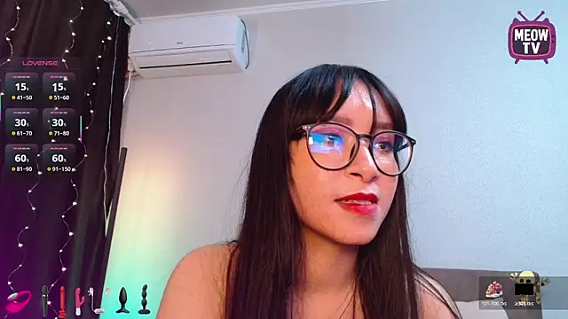 Snapshot of miyakimi0101 chatting on 11-07-25, 12:05 miyakimi0101 online show from 11-07-25, 12:05