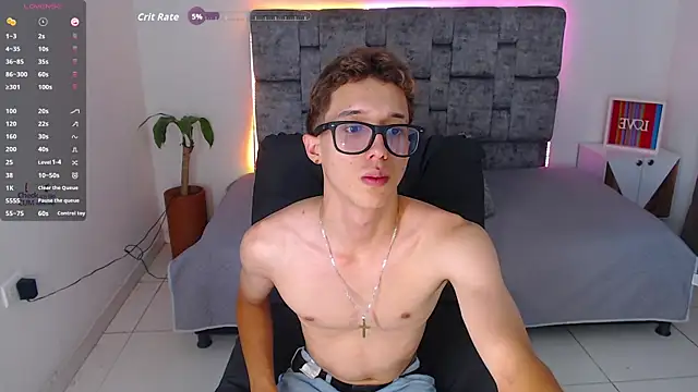 skinny bigcock02 online show from 01-10-26, 08:32