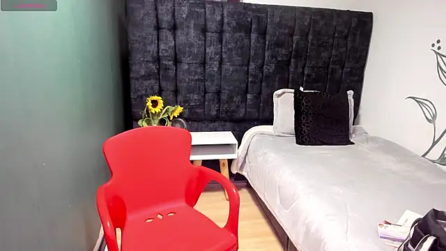 Snapshot of Natasha_rose__ chatting on 02-02-26, 10:08 Natasha rose online show from 02-02-26, 10:08