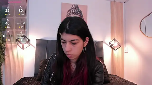 Snapshot of Cassie_bloom chatting on 01-14-26, 07:41 Cassie bloom online show from 01-14-26, 07:41