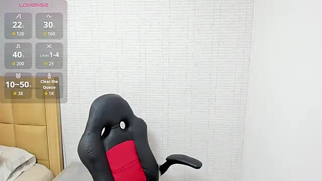 MEGANZARICK online show from 09-25-25, 12:42