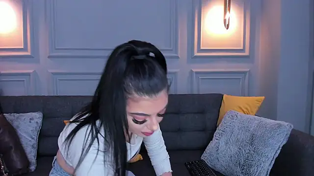 BridgitteBia online show from 02-26-25, 09:58