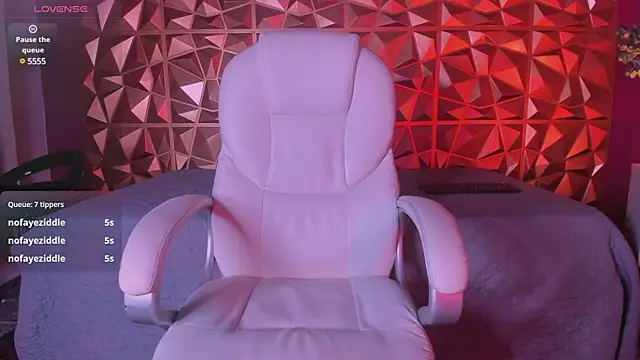 Snapshot of AlejandroStormm chatting on 03-12-25, 03:13 AlejandroStormm online show from 03-12-25, 03:13