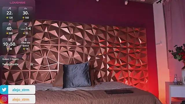 Snapshot of AlejandroStormm chatting on 03-16-25, 11:25 AlejandroStormm online show from 03-16-25, 11:25