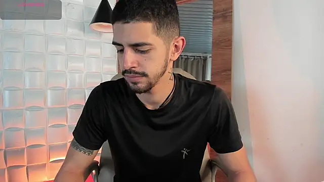 AlejandroStormm online show from 04-07-26, 04:13